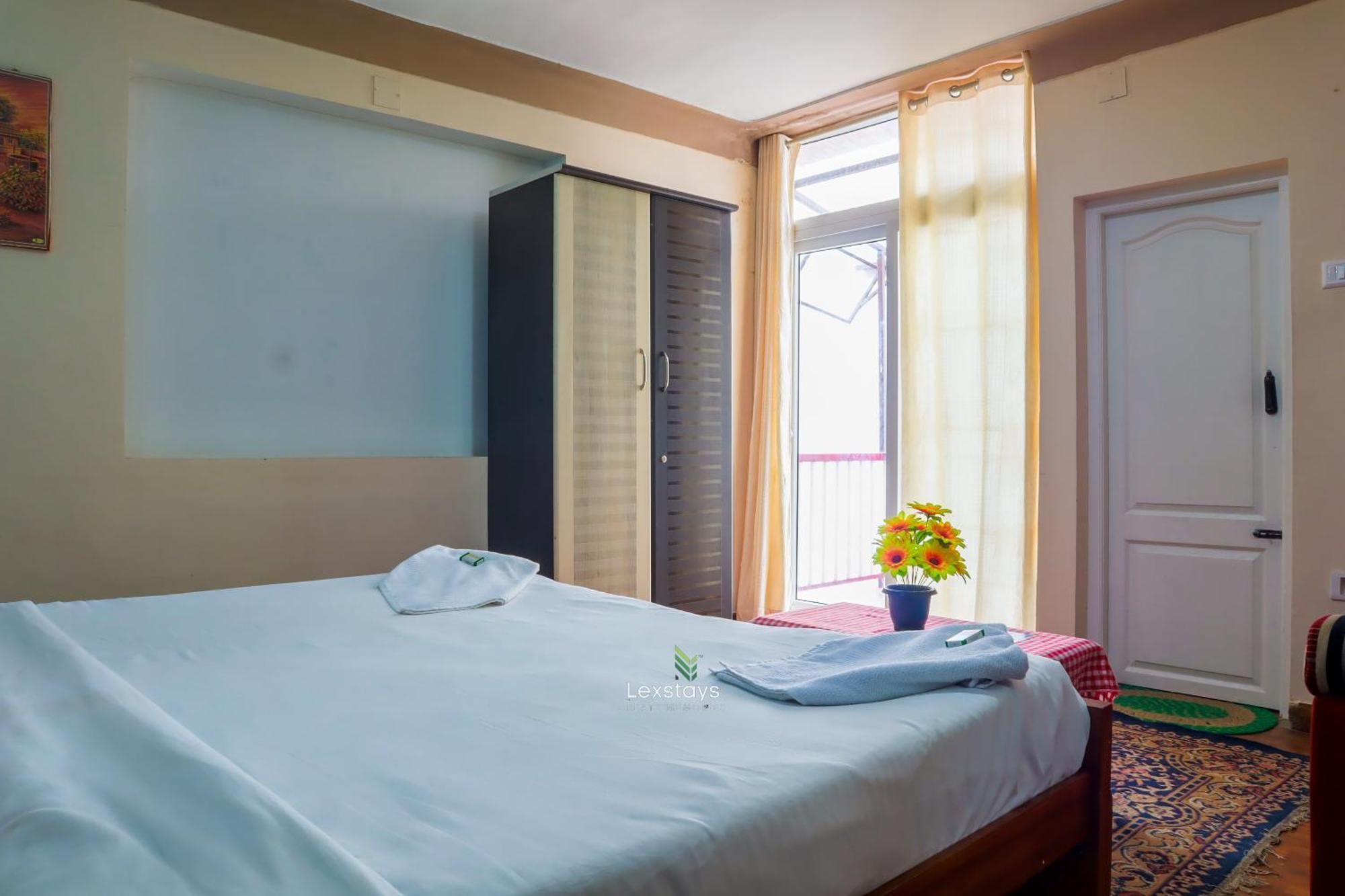 Vijaya Deepa Guest House By Lexstays Кунур Экстерьер фото