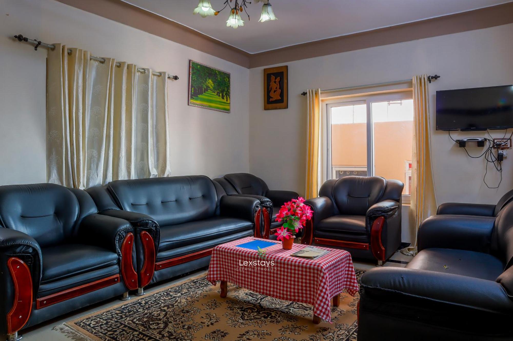Vijaya Deepa Guest House By Lexstays Кунур Экстерьер фото